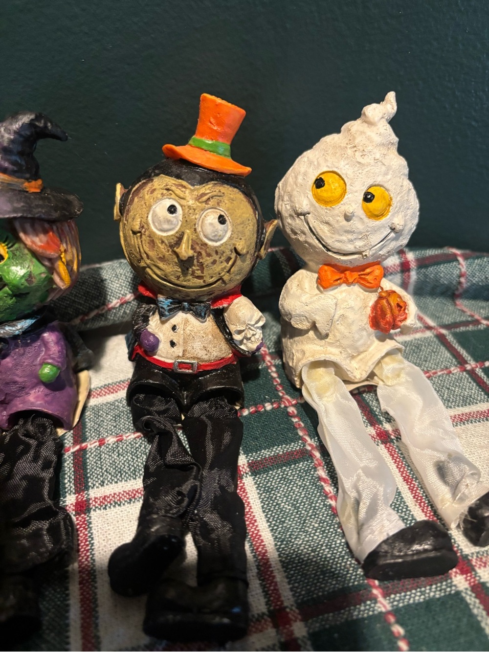 Set of 4 Spooky Shelf Sitters - Picture 4 of 5